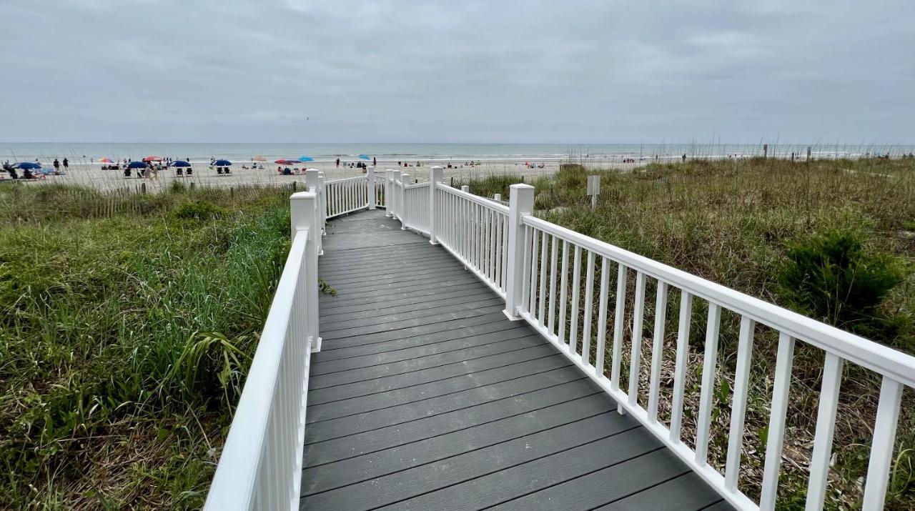 Oceanview Condo With Pool, Hot Tub, Balcony, Right On The Beach Myrtle Beach Eksteriør bilde