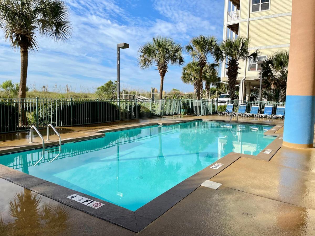 Oceanview Condo With Pool, Hot Tub, Balcony, Right On The Beach Myrtle Beach Eksteriør bilde