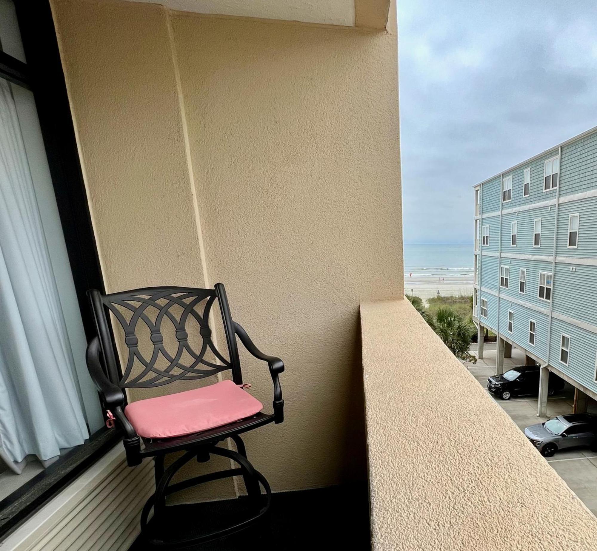 Oceanview Condo With Pool, Hot Tub, Balcony, Right On The Beach Myrtle Beach Eksteriør bilde