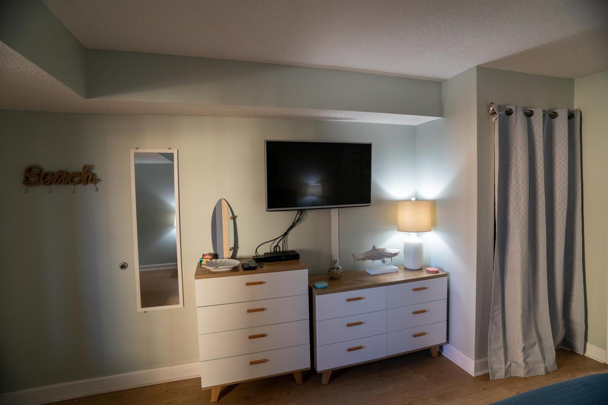 Oceanview Condo With Pool, Hot Tub, Balcony, Right On The Beach Myrtle Beach Eksteriør bilde